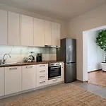 #Lemon Tree By Halu! Apartments