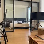 Open Light Apt - Downtown Thessaloniki