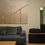 Super Fresh Central 1 Bedroom Lux Apartment