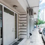 F & B Collection - Apartment For 5