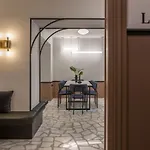 72 Ad Suites