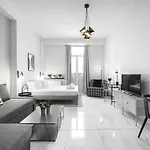 Breez Apartments, The Luxury Suites