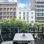 Breez Apartments, The Luxury Suites