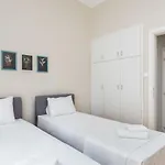 C.4 Red Rose #Colony_Central_Apartment