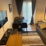 Luxury Furnished Apartment, Near The Center Gallery 55