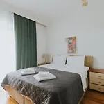 Park View Apartment