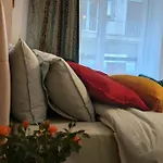 Cozy Studio, 1Min From Kamara