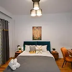 Porto Sea View Apartments - D. Gounari 5