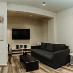 Blackhaus Family And Friends Deluxe Apartment