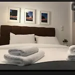 Small Budget Diamond Apartment In Agias Sofias.