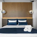 Calliope Penthouse, Nilie Hospitality Mgmt