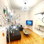 Skra 3 By Agora Flats