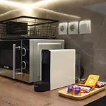 Blu & Marrone Suites-Parking Included