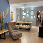 Super Luxury City Center Stay