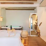 Boho Room-Jacuzzi-City Center