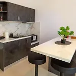Elegant Apartment