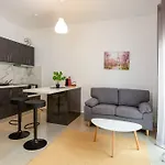 Elegant Apartment