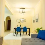 Niovi, Stylish Apartment Near The Waterfront