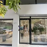 Thesspacious Apartment
