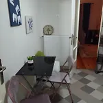Ermou Apartment