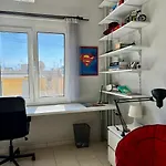 City Center/Navarinou Modern Apt. With Queen Bed