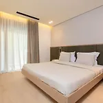 F & B Collection - Luxury Seafront 2 Bedroom Apartment