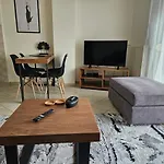 Syggrou Open View Apt