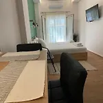 Palmera Freeparking Studio