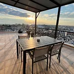 180° Rooftop View
