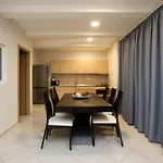 Hestia Apartment!