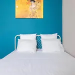 Aristotle Spot, City View Apartment By Binobi!