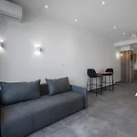 V1 Penthouse, Nilie Hospitality Mgmt