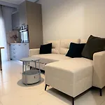 Koi Apartment Toumba Skg
