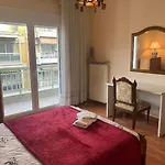 Venizelou Vintage Appartment