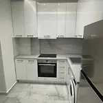 Luxury Apartment Next To Agias Sofias