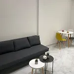 Luxury Apartment Next To Agias Sofias