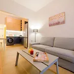 New Modern 2Nd Floor Apartment
