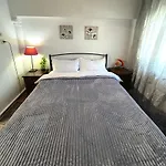 Queen Olgas Street Appartment