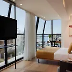 Noa Hotel