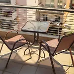 Sunshine Apartments #02