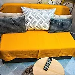 Ayasofia Luxury Studio With Balcony