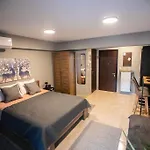 12Nisou Studio With Balcony