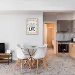 Cassandra Apt By Halu! Apartments