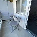 The Grεεn Apartment