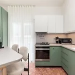 Dolly By Halu!, Apartment With Private Parking