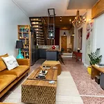 Skg City Cabin