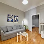 Bright Bright B Central Apartment With Balcony