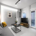 Room 8, Nilie Hospitality Mgmt