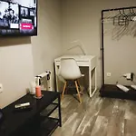 Yannis Apartments - Stylish Stay With High-Speed Wi-Fi