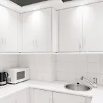 Delmare Gara Downtown Apt